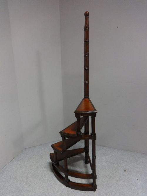 Good  Set Mahogany Library Steps