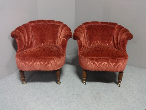 Super Pair Walnut Easychairs