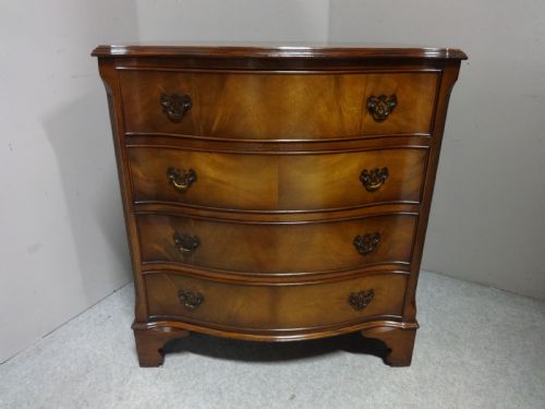 Four Drawer Serpentine Chest
