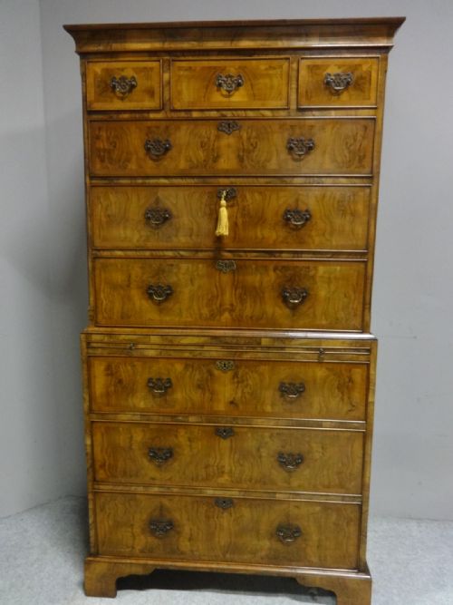 Top Quality Burr Walnut Chest on Chest of Drawers