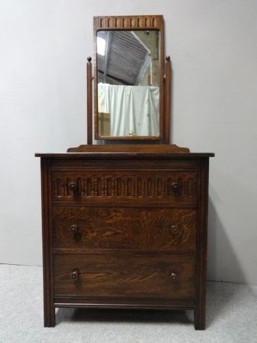 Pretty Oak Dressing Chest of Drawers