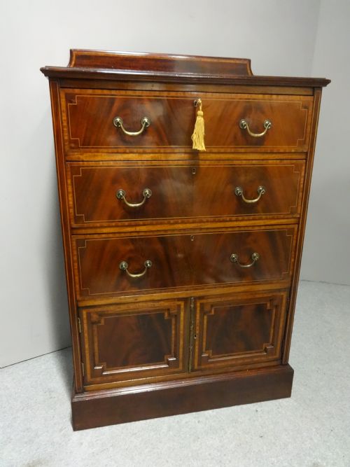 Lovely Quality Inlaid Mahogany Chest of Drawers