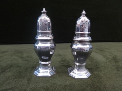 Nice Pair Octagonal Silver Peppers Sheffield 'Thomas Bradbury & Son'