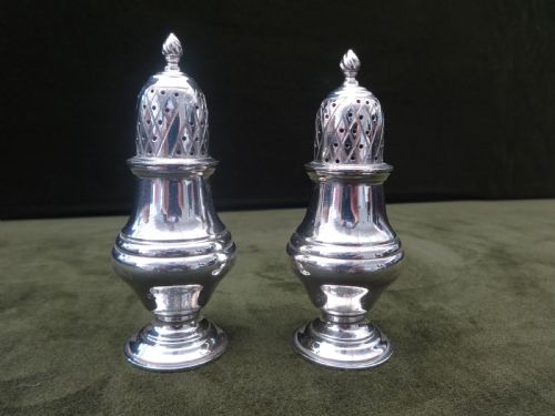 Pair Silver Peppers Birmingham Jb Catterley & Sons