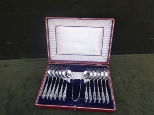 Cased Set of Silver Plate Teaspoons