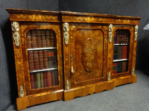 OUTSTANDING BURR WALNUT MARQUETRY BOOKCASE - ADDITIONAL PHOTO 4