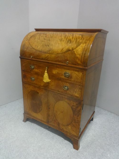 Wonderful Satinwood Bureau of Small Proportions