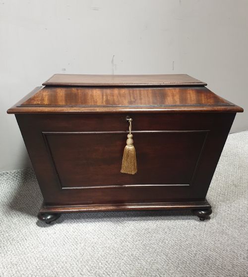 Regency Mahogany Wine Cooler Cellarette