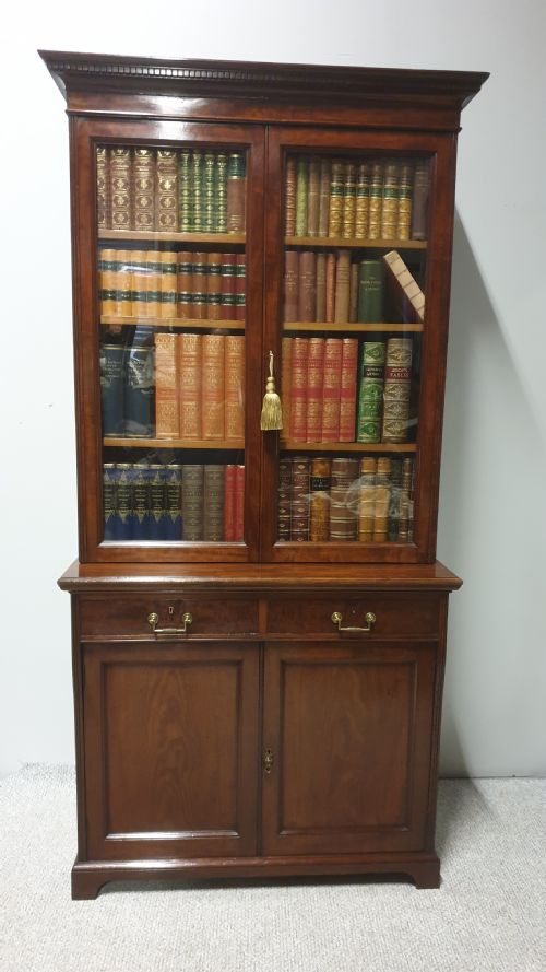 Top  Quality Bookcase of Small Proportions