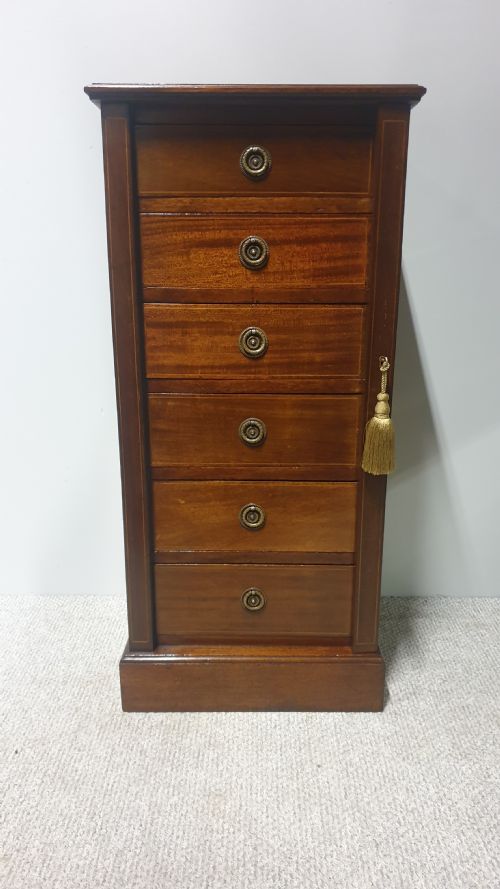 Excellent Quality Mahogany Inlaid Wellington Chest of Drawers