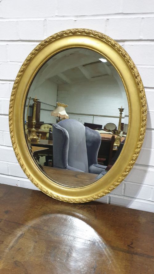Edwardian Oval Gilt Mirror