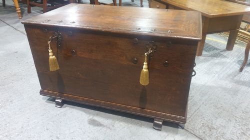 Double Lock Oak Coffer