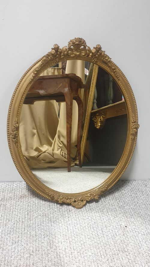 Victorian Oval Gilt Mirror