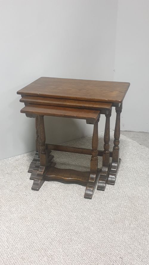 Super Oak Nest of Three Tables