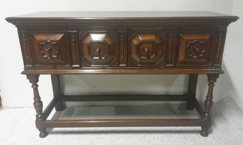 Excellent Quality Oak Sideboard