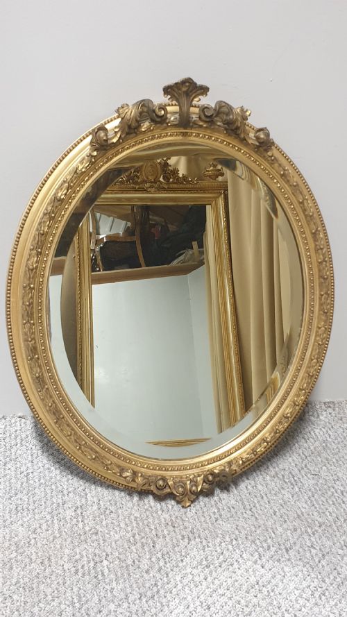 Victorian Oval Gilt Mirror
