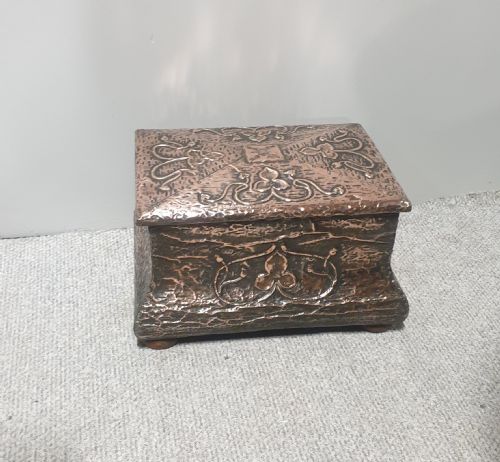 VERY NICE COPPER FIRESIDE BOX - ADDITIONAL PHOTO 1