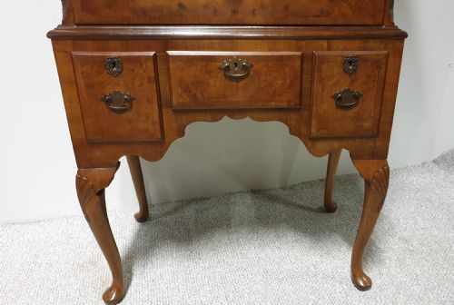 VERY NICE BURR WALNUT CHEST ON STAND - ADDITIONAL PHOTO 2