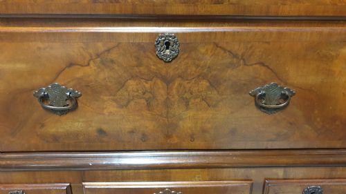 VERY NICE BURR WALNUT CHEST ON STAND - ADDITIONAL PHOTO 6