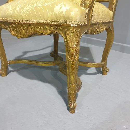 SUPERB GILT CHAIR - ADDITIONAL PHOTO 4