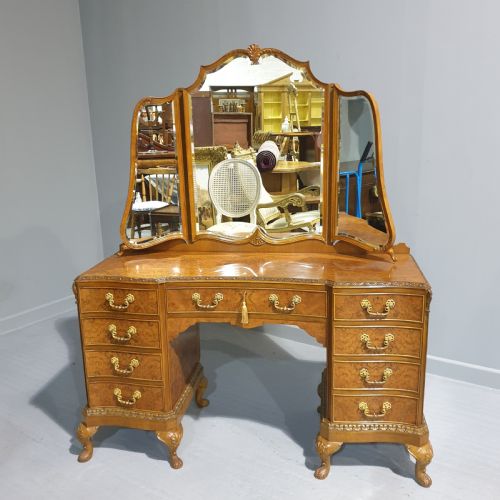 Beautiful Burr Walnut Dressing Table