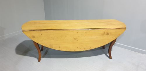 LARGE FRENCH FRUITWOOD AND PINE FARMHOUSE KITCHEN TABLE - ADDITIONAL PHOTO 9
