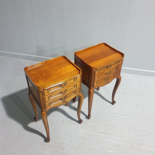 PAIR FRENCH MAHOGANY BEDSIDE LAMP TABLES - ADDITIONAL PHOTO 5