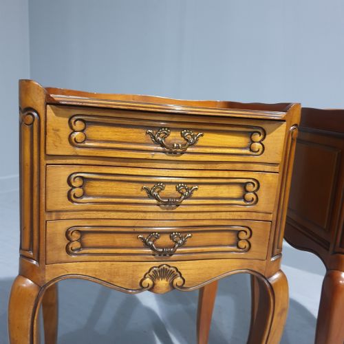 PAIR FRENCH MAHOGANY BEDSIDE LAMP TABLES - ADDITIONAL PHOTO 7