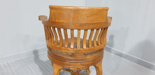 fig 1. Victorian Oak Swivel Office Desk Chair