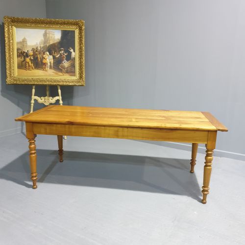Superb French Farmhouse Kitchen Dining Table