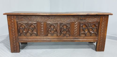 fig 1. Very Nice Geogian Oak Coffer
