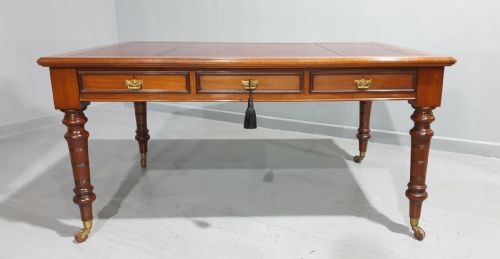 fig 1. Superb Mahogany Partners Desk