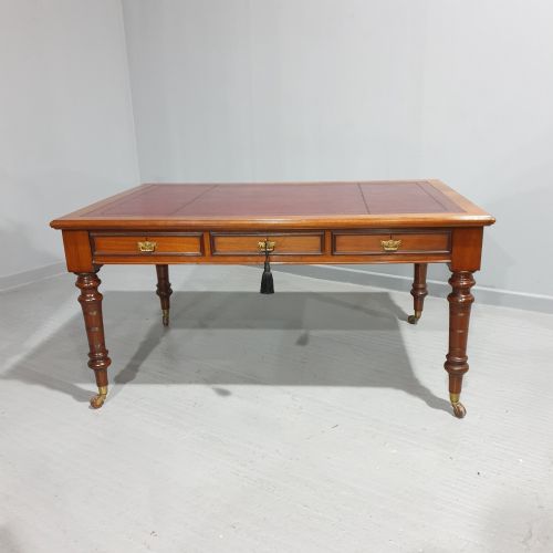 Superb Mahogany Partners Desk