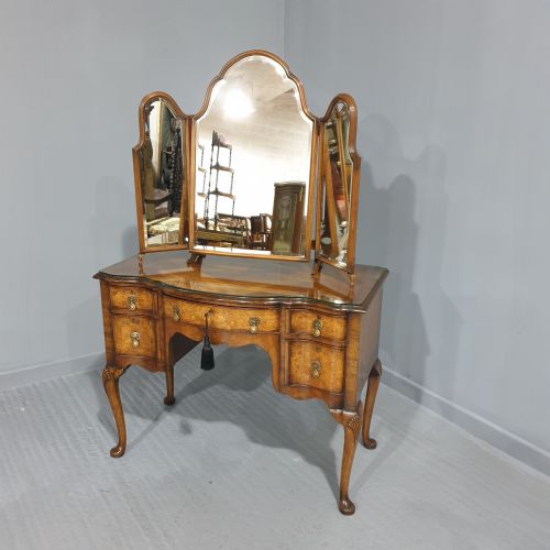 fig 1. Superb Serpentine Walnut Dressing Table