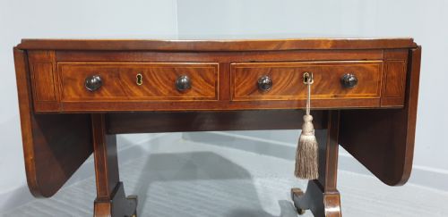 OUTSTANDING C18TH MAHOGANY SOFA TABLE - ADDITIONAL PHOTO 3
