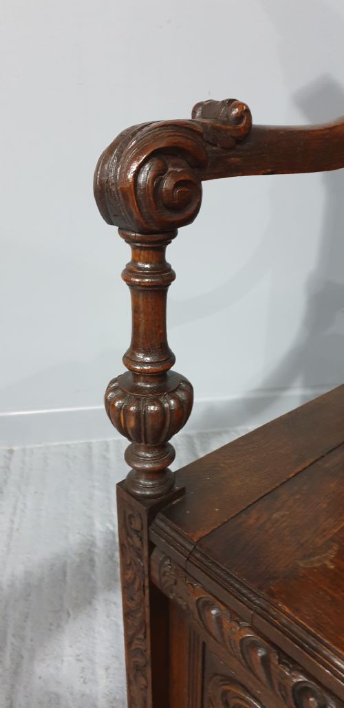 FABULOUS OAK MONKS BENCH - ADDITIONAL PHOTO 4