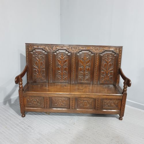 Superb Oak Settle