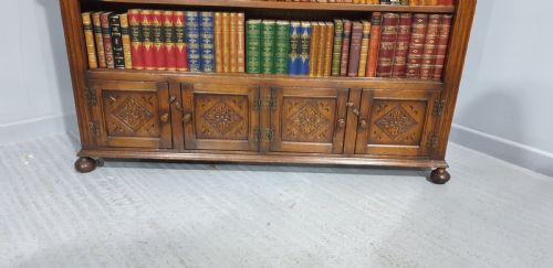 fig 1. Oak Open Low Bookcase