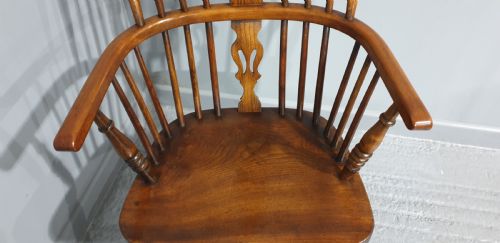 ASH AND ELM WINDSOR ARMCHAIR - ADDITIONAL PHOTO 3