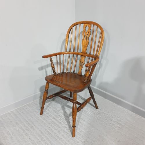 ASH AND ELM WINDSOR ARMCHAIR