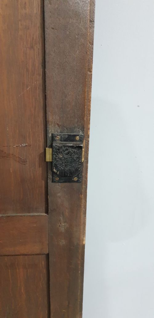 OUTSTANDING GEORGIAN CORNER CABINET - ADDITIONAL PHOTO 9