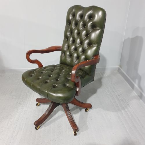fig 1. Super Green Leather Desk Chair