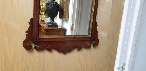 FINE GEORGIAN MAHOGANY MIRROR - ADDITIONAL PHOTO 2