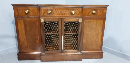 fig 1. Regency Mahogany Breakfront Sideboard