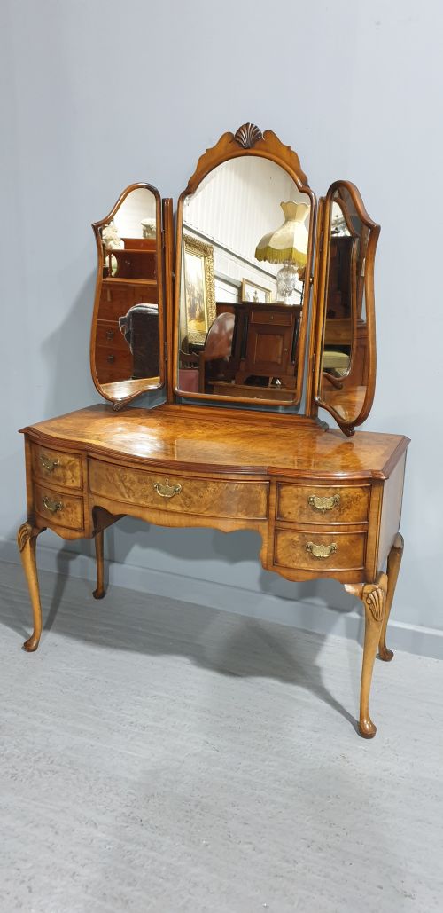 fig 1. Super Burr Walnut Dressing Table