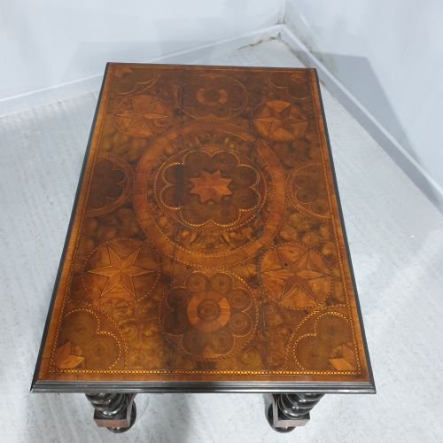 SUPERB LABURNAM AND WALNUT OYSTER VENEERED CENTRE TABLE - ADDITIONAL PHOTO 9