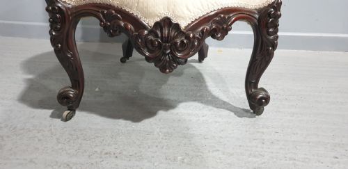 MAGNIFICENT CARVED MAHOGANY ARMCHAIR - ADDITIONAL PHOTO 7
