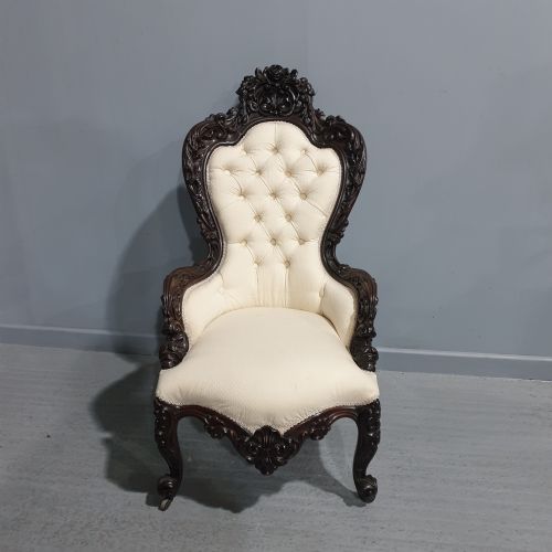 MAGNIFICENT CARVED MAHOGANY ARMCHAIR - ADDITIONAL PHOTO 1