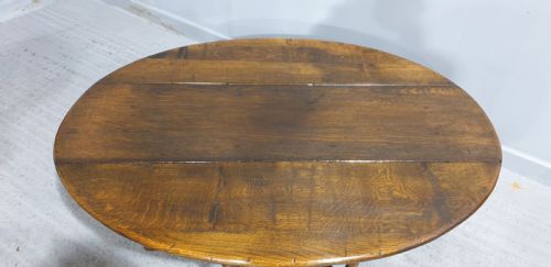 SOLID OAK OVAL COFFEE TABLE - ADDITIONAL PHOTO 2