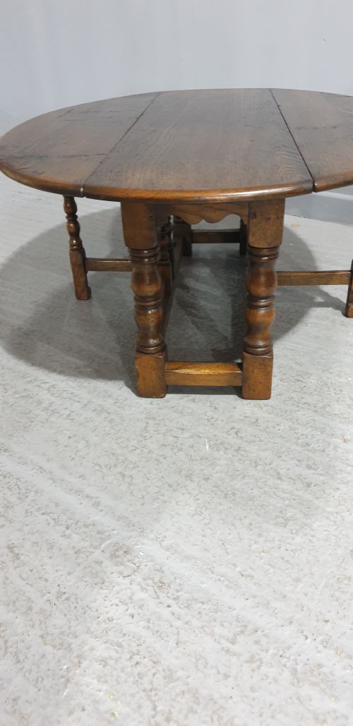 SOLID OAK OVAL COFFEE TABLE - ADDITIONAL PHOTO 5